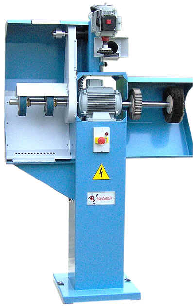 D095.jpg (16599 byte)